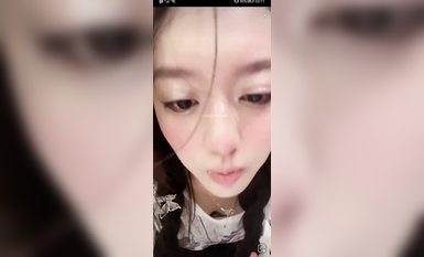 最新《瘋狂抖音》外篇之《抖音擦邊》眾女神直播中各種閃現走光刷邊 露毛露屁 凸點誘惑 (133)