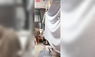 最新《瘋狂抖音》外篇之《抖音擦邊》眾女神直播中各種閃現走光刷邊 露毛露屁 凸點誘惑 (103)