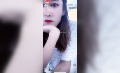 最新《瘋狂抖音》外篇之《抖音擦邊》眾女神直播中各種閃現走光刷邊 露毛露屁 凸點誘惑 (143)