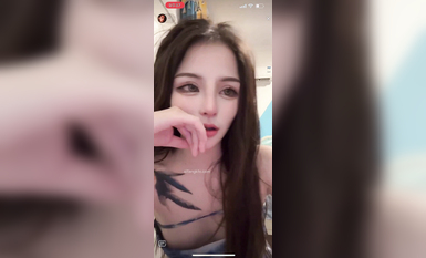 最新《瘋狂抖音》外篇之《抖音擦邊》眾女神直播中各種閃現走光刷邊 露毛露屁 凸點誘惑 (99)