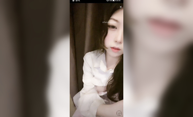 最新《瘋狂抖音》外篇之《抖音擦邊》眾女神直播中各種閃現走光刷邊 露毛露屁 凸點誘惑 (63)