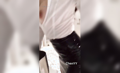 推特頂級母狗chenYY01【頂級大長腿高級貨色】喜歡被兩個男人同時操 (16)