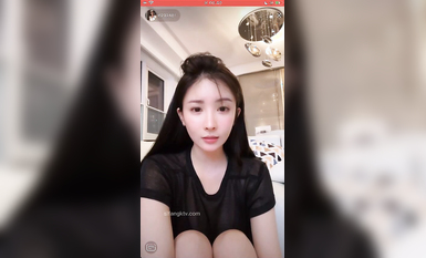 最新《瘋狂抖音》外篇之《抖音擦邊》眾女神直播中各種閃現走光刷邊 露毛露屁 凸點誘惑 (90)