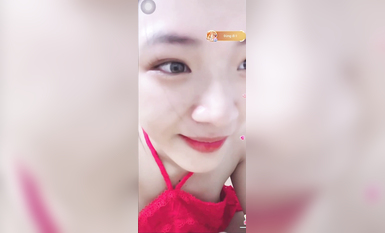 最新《瘋狂抖音》外篇之《抖音擦邊》眾女神直播中各種閃現走光刷邊 露毛露屁 凸點誘惑 (151)