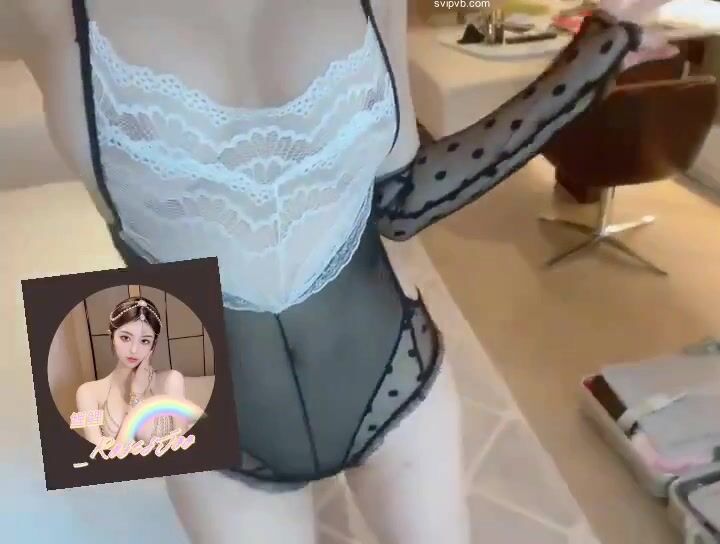 完美露臉SS級魔鬼身材終極美穴上流明星級反差婊RosesJoo私拍金主的玩物戶外露出雙飛調教 (23)