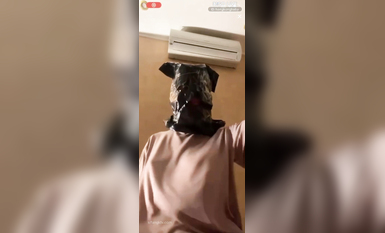 最新《瘋狂抖音》外篇之《抖音擦邊》眾女神直播中各種閃現走光刷邊 露毛露屁 凸點誘惑 (85)