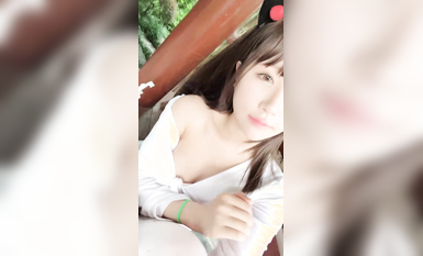 【京魚兒】19歲童顏巨乳少女~學生服~公園涼亭刺激玩跳蛋! (10)