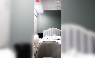 最新《瘋狂抖音》外篇之《抖音擦邊》眾女神直播中各種閃現走光刷邊 露毛露屁 凸點誘惑 (111)