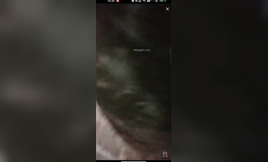 最新《瘋狂抖音》外篇之《抖音擦邊》眾女神直播中各種閃現走光刷邊 露毛露屁 凸點誘惑 (7)