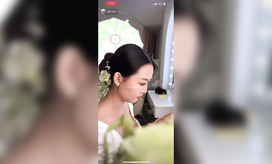 最新《瘋狂抖音》外篇之《抖音擦邊》眾女神直播中各種閃現走光刷邊 露毛露屁 凸點誘惑 (104)