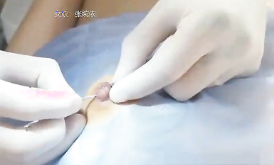 宗師級玩家SM界塔尖反差婊女奴【張婉依】地獄式重度調教乳頭穿釘、抽逼、電擊各種整活 (18)