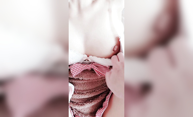 九頭身完美身材『小迷妹』約炮金主被調教啪啪長得好看身材無敵，窮人女神富人精盆 頂級反差婊！上 (9)