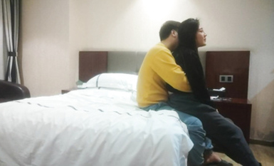 約外圍女神，很主動索求，顏值高，身材好，膚白貌美，滿目含情秋波陣陣，共度春宵一刻高潮迭起