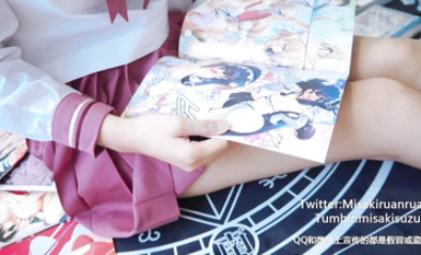 福利姬鈴木美咲 足交  足控狂喜合集 (9)