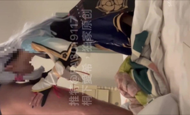 喜歡cos的小母狗嫩妹『桐下愛希』神里凌華