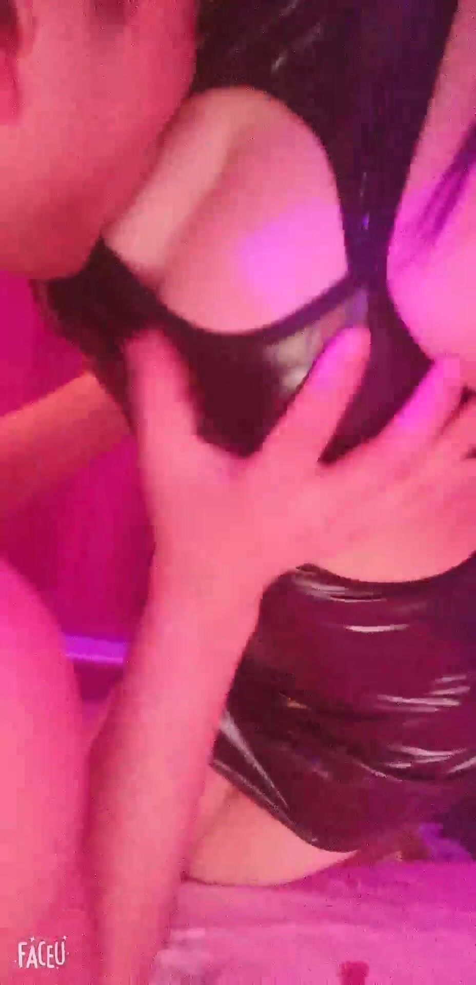 極品中極品魔鬼身材歐美范蜂腰翹臀大奶樓鳳【百麗兒】私拍福利 (25)