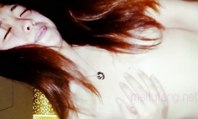 露臉才是王道！清純漂亮小學妹酒店援交金主先賜個假屌自嗨預熱然後各種體位啪啪敏感型特能叫 (17)