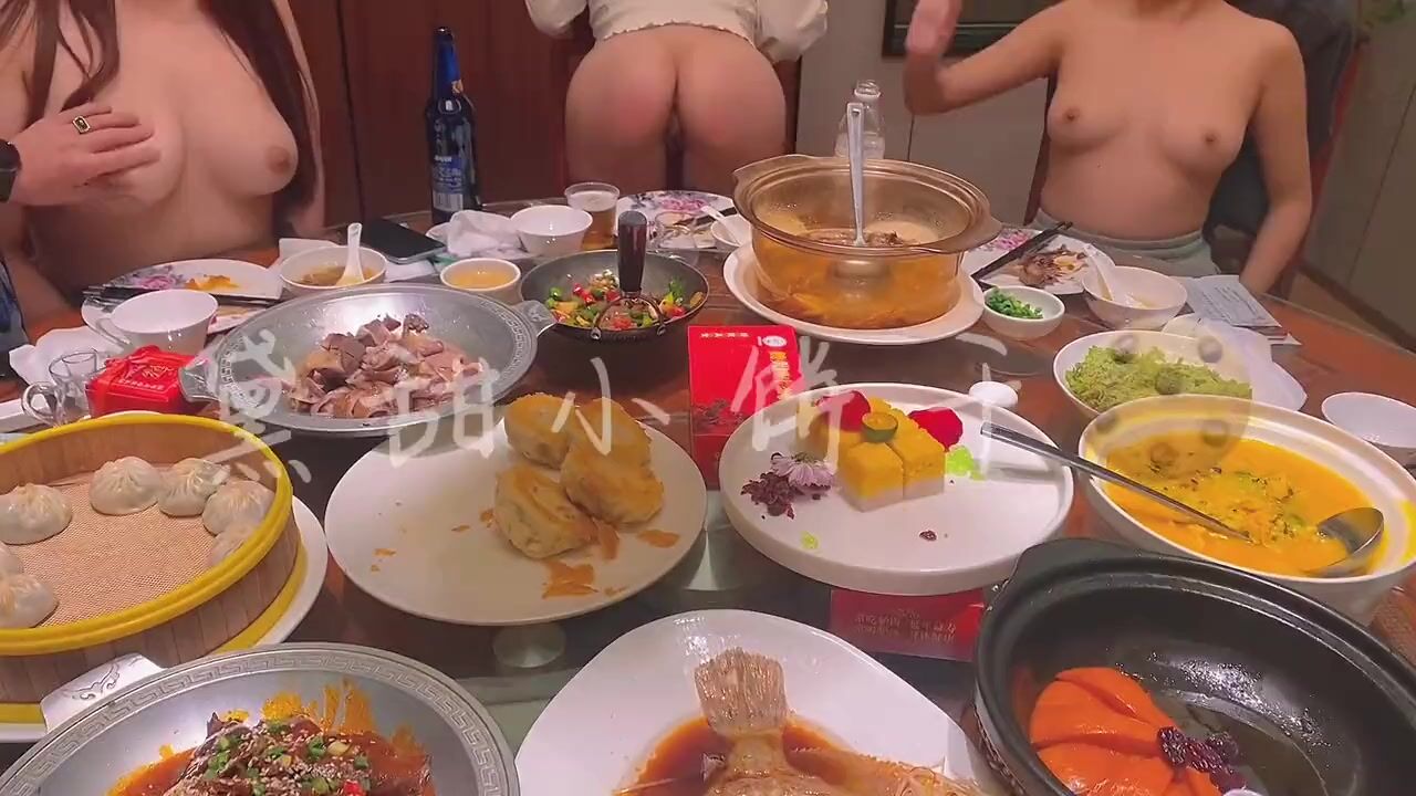 出山就封神！推特超強SM大神【奴印文化】五位御用極品反差女奴推特勁爆調教原版無水印黛甜小餅干-_Tian01 (10)