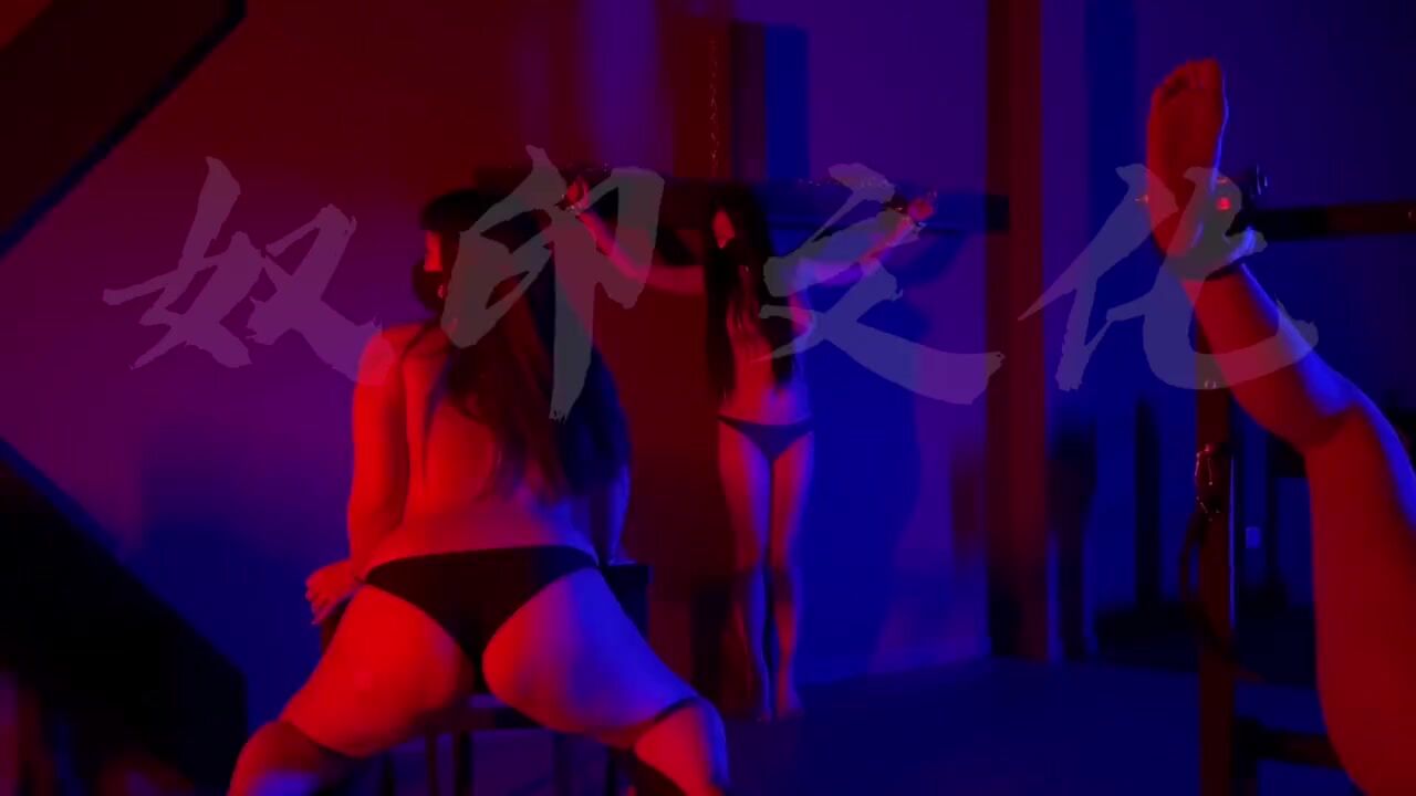 出山就封神！推特超強SM大神【奴印文化】五位御用極品反差女奴推特勁爆調教原版無水印肆雨-siyukule (7)