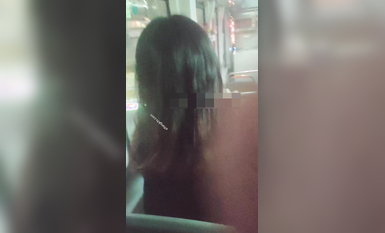 【色膽包天 頂臀系列】爆頭： 遇到白富美忍不住