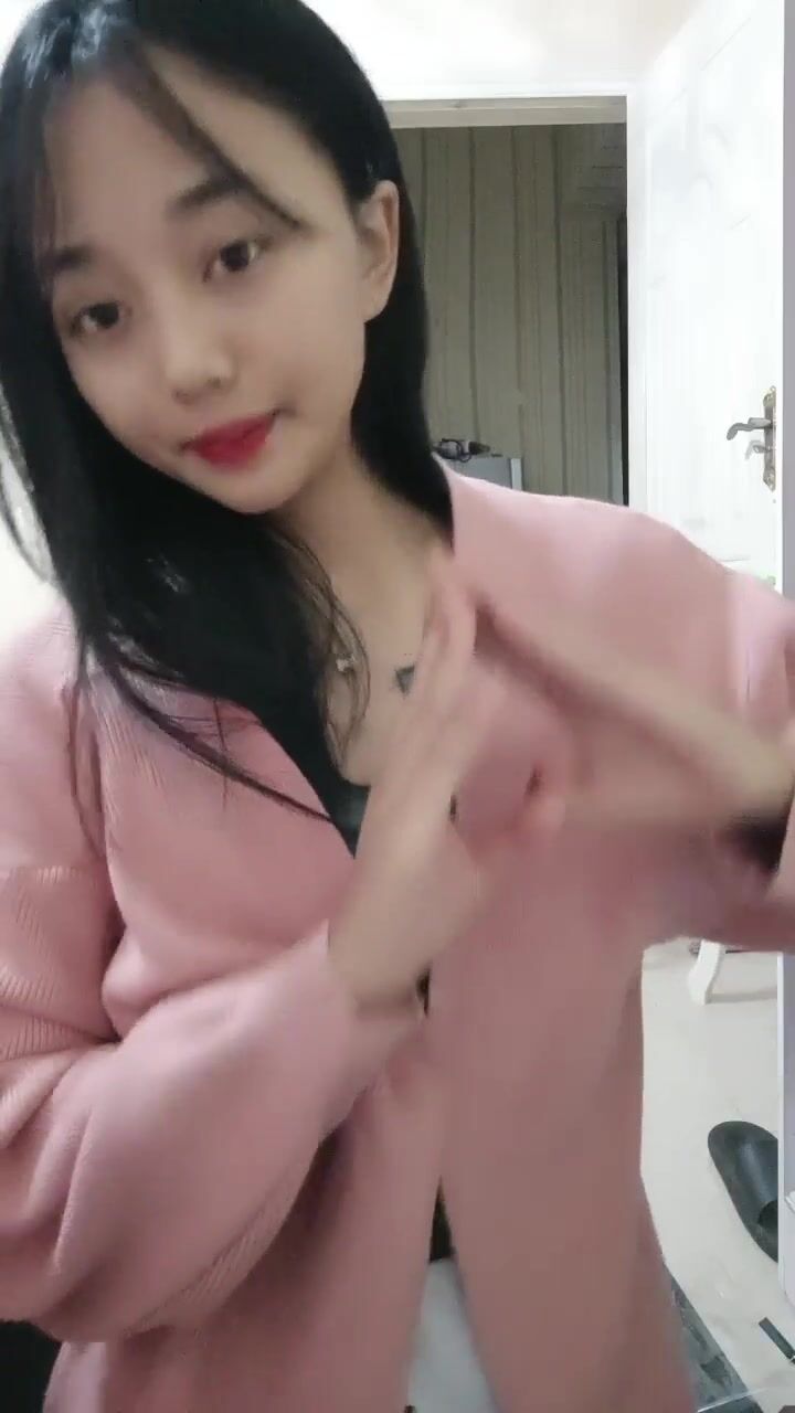 【極品】【雅蠛疊】第二彈，悶騷美女大雞巴無套內射噴水~ (3)