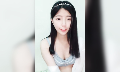 超重磅絕版資源！校花女神【一夢】早期下海珍貴錄像~！ (10)