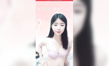 超重磅絕版資源！校花女神【一夢】早期下海珍貴錄像~！ (7)