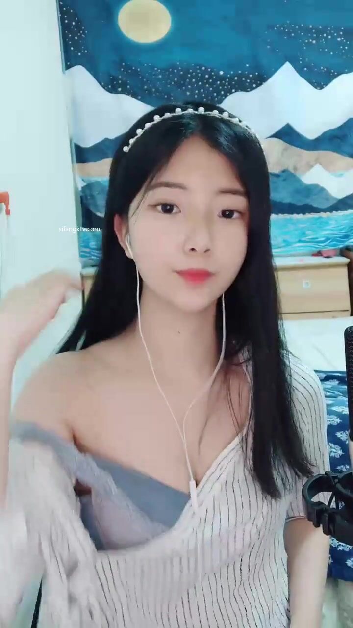 超重磅絕版資源！校花女神【一夢】早期下海珍貴錄像~！ (3)