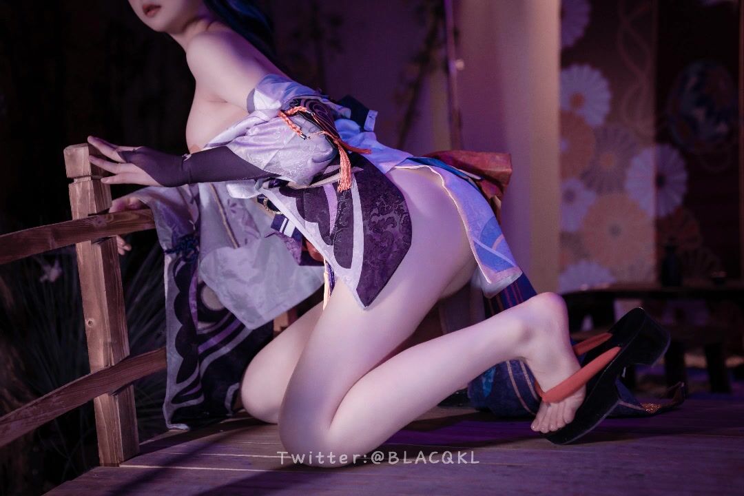 萌新推特00後露臉美少女▌白莉愛吃巧克力▌超色情CosPlay雷電將軍 露出粉乳嫩穴盡情展示誘人嬌軀57P1V