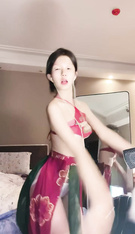 極品裸舞【熙醬】極致反差 好久沒見這么漂亮的裸舞選手了2 (2)