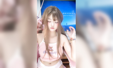 少蘿溫卿-顏值還是非常不錯的，少蘿類型的黃播，性格挺活潑可愛的，搭配各種軟妹裝，再加上尺度不低的整活能力，挺有看頭的 (52)