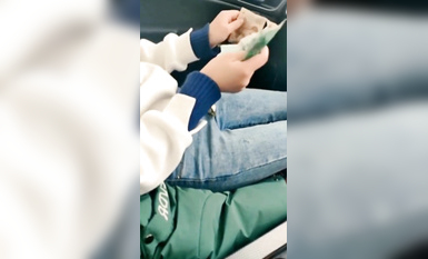 戶外大神真實勾搭，金錢誘惑農村少女，激情車震。