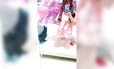 少蘿溫卿-顏值還是非常不錯的，少蘿類型的黃播，性格挺活潑可愛的，搭配各種軟妹裝，再加上尺度不低的整活能力，挺有看頭的 (2)