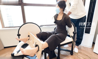 【純欲工坊】足控丶撓癢丶虐足丶撓腳，比較素的一個博主，女主顏值偏高第四部