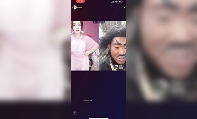 最新《瘋狂抖音》外篇之《抖音擦邊3》顏值主播直播各顯神通 閃現 走光露點 刷邊PK (96)