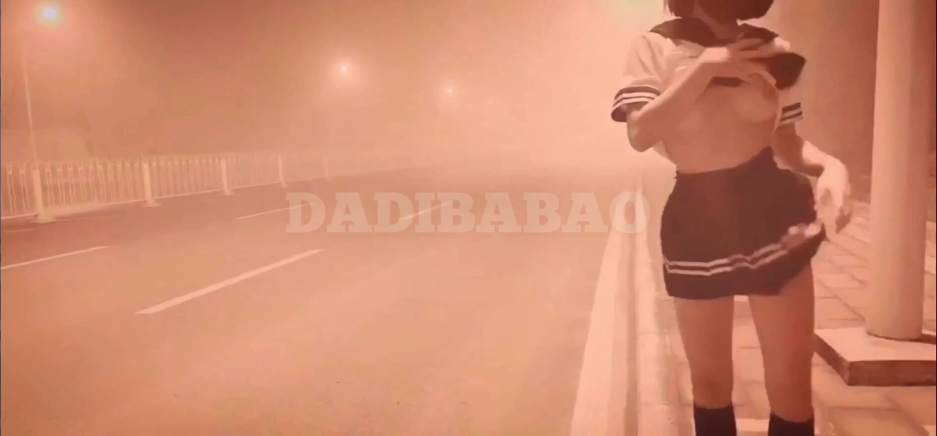 抖音80W粉絲推特網紅超萌蘿莉反差婊一隻喔私拍視圖大量流出人前露出3P喝尿野戰騷中極品 (50)