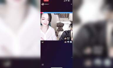 最新《瘋狂抖音》外篇之《抖音擦邊3》顏值主播直播各顯神通 閃現 走光露點 刷邊PK (88)