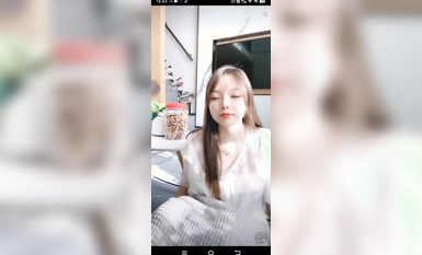 最新《瘋狂抖音》外篇之《抖音擦邊3》顏值主播直播各顯神通 閃現 走光露點 刷邊PK (43)