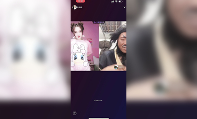 最新《瘋狂抖音》外篇之《抖音擦邊3》顏值主播直播各顯神通 閃現 走光露點 刷邊PK (97)