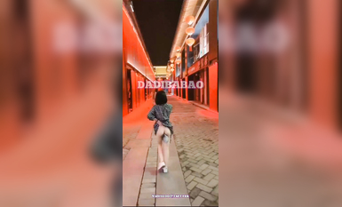 抖音80W粉絲推特網紅超萌蘿莉反差婊一隻喔私拍視圖大量流出人前露出3P喝尿野戰騷中極品 (149)