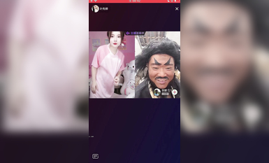 最新《瘋狂抖音》外篇之《抖音擦邊3》顏值主播直播各顯神通 閃現 走光露點 刷邊PK (98)