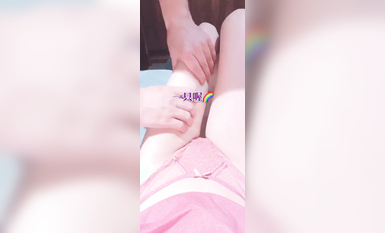 抖音80W粉絲推特網紅超萌蘿莉反差婊一隻喔私拍視圖大量流出人前露出3P喝尿野戰騷中極品 (99)