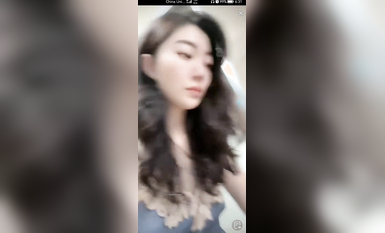 最新《瘋狂抖音》外篇之《抖音擦邊3》顏值主播直播各顯神通 閃現 走光露點 刷邊PK (37)