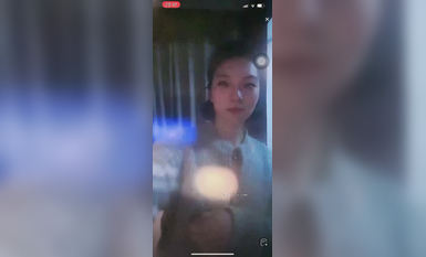 最新《瘋狂抖音》外篇之《抖音擦邊3》顏值主播直播各顯神通 閃現 走光露點 刷邊PK (45)