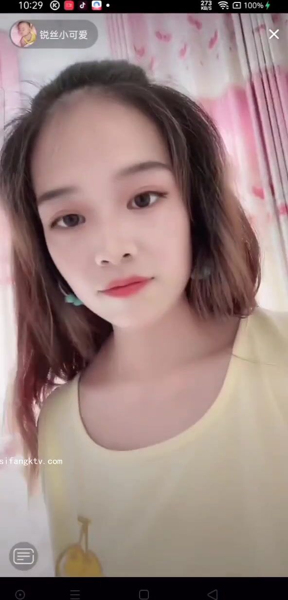 最新《瘋狂抖音》外篇之《抖音擦邊3》顏值主播直播各顯神通 閃現 走光露點 刷邊PK (157)