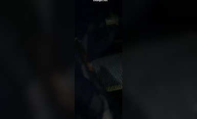 各種地方摸完女生翹臀或黑絲長腿就跑 各種尖叫聲 有的露臉 有的抄底 腎上腺素拉滿 太刺激 (21)