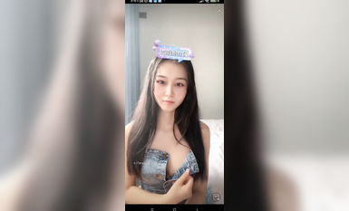 最新《瘋狂抖音》外篇之《抖音擦邊3》顏值主播直播各顯神通 閃現 走光露點 刷邊PK (30)