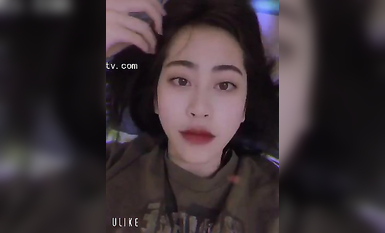 最新《瘋狂抖音》外篇之《抖音擦邊3》顏值主播直播各顯神通 閃現 走光露點 刷邊PK (128)