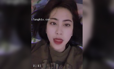 最新《瘋狂抖音》外篇之《抖音擦邊3》顏值主播直播各顯神通 閃現 走光露點 刷邊PK (128)