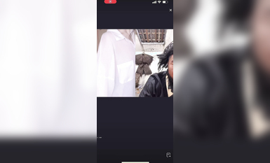 最新《瘋狂抖音》外篇之《抖音擦邊3》顏值主播直播各顯神通 閃現 走光露點 刷邊PK (110)